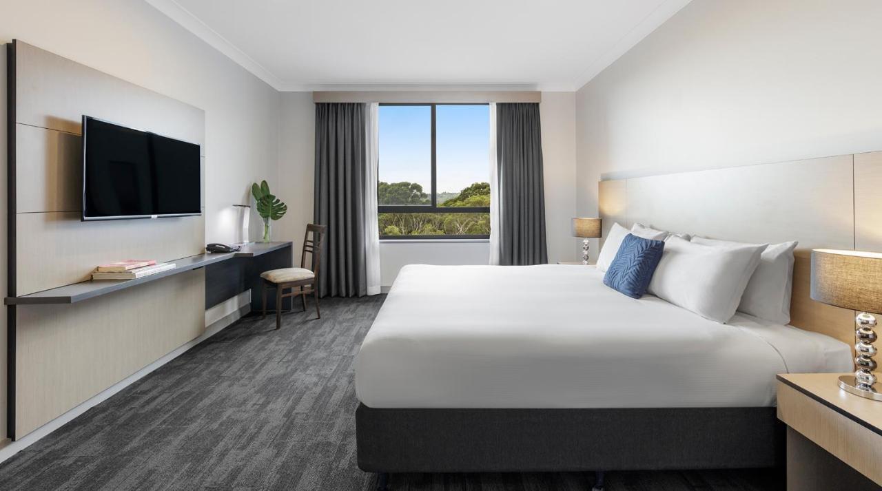 Oaks Sydney North Ryde Suites Exterior photo