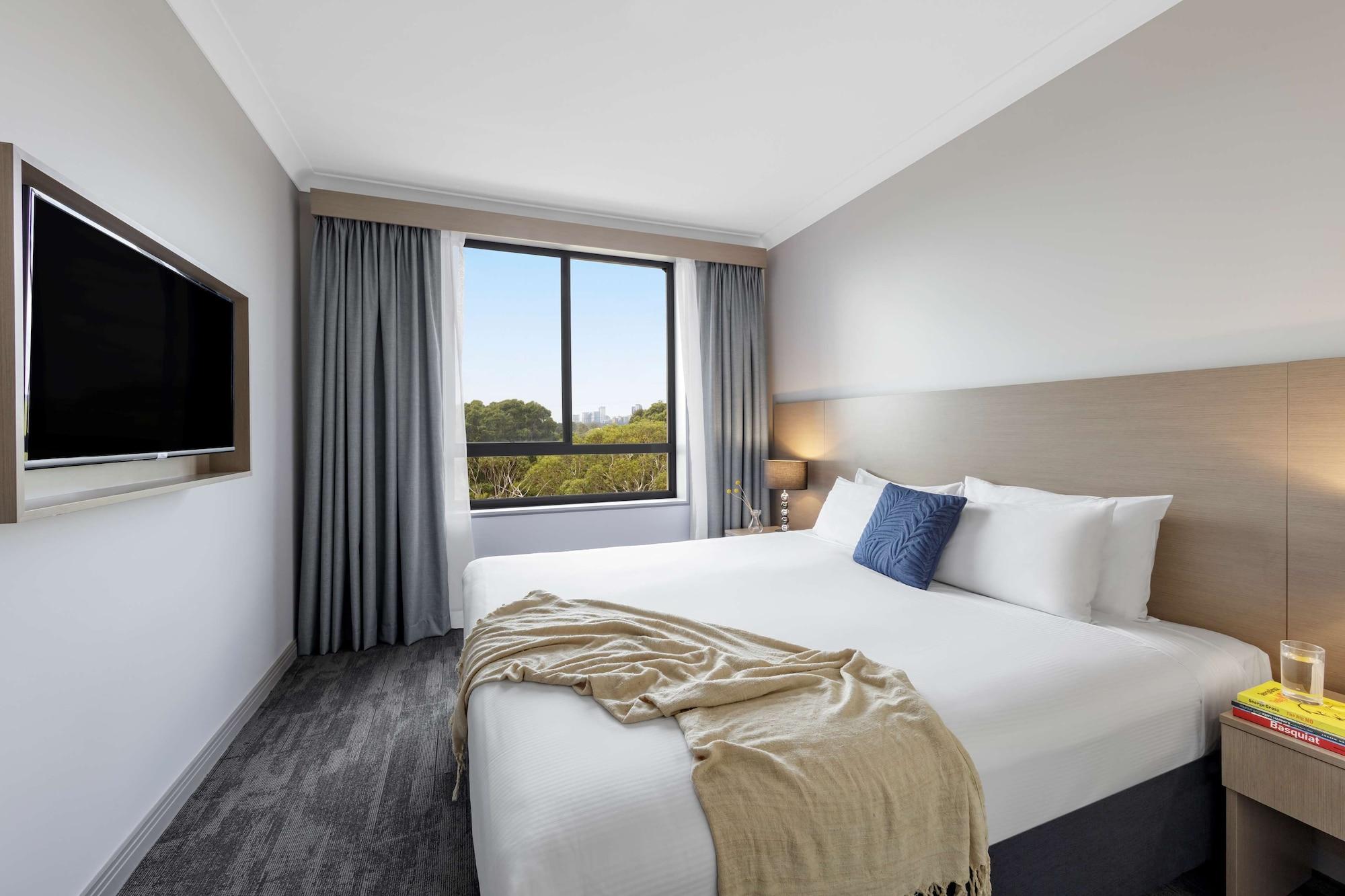 Oaks Sydney North Ryde Suites Exterior photo
