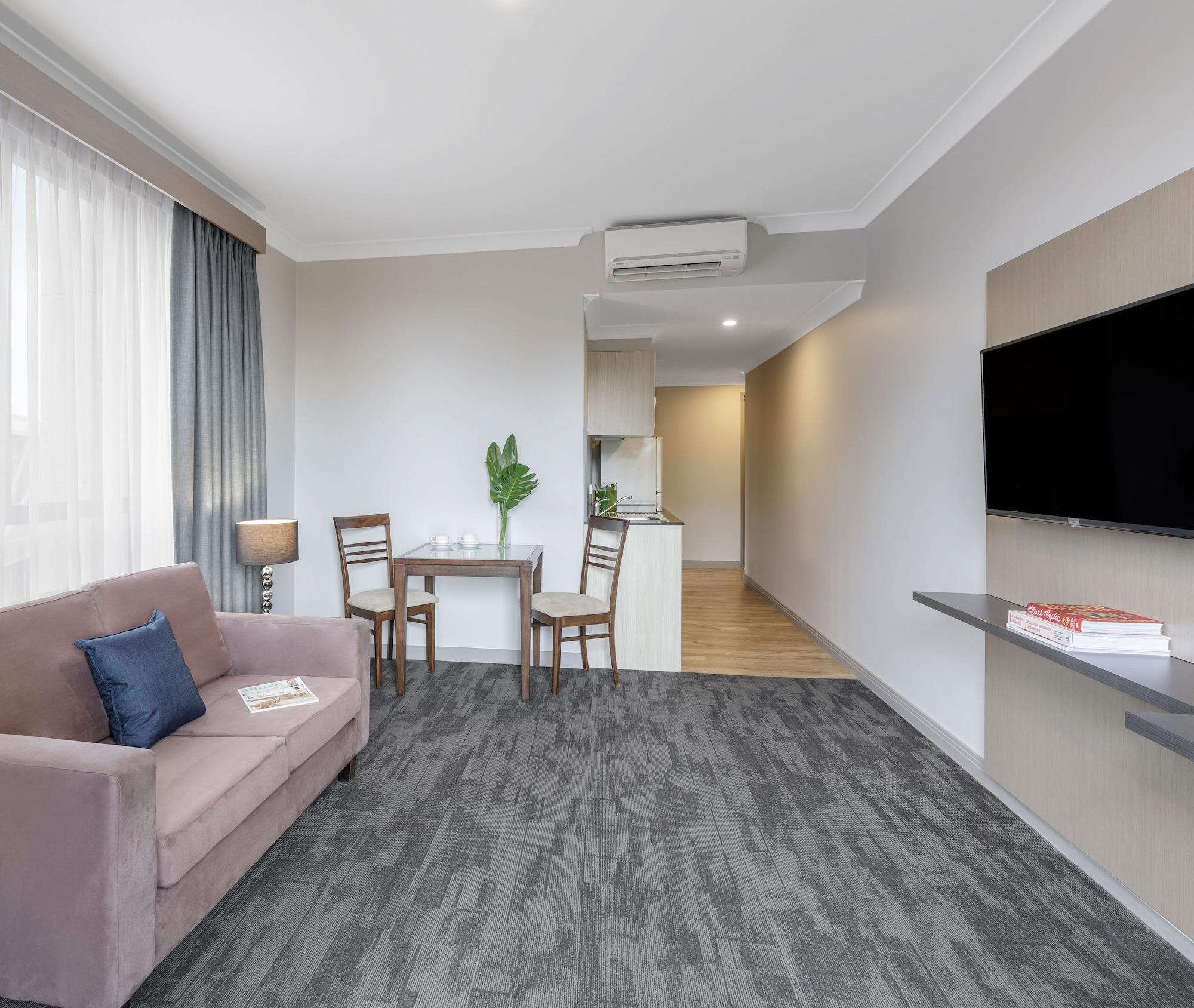 Oaks Sydney North Ryde Suites Exterior photo