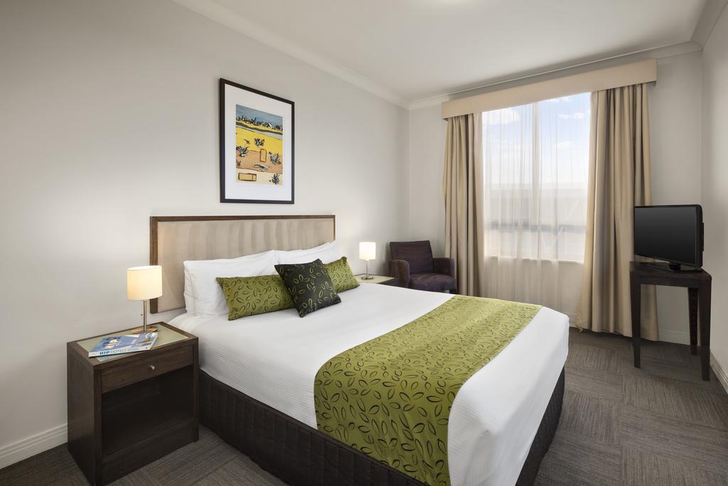 Oaks Sydney North Ryde Suites Exterior photo