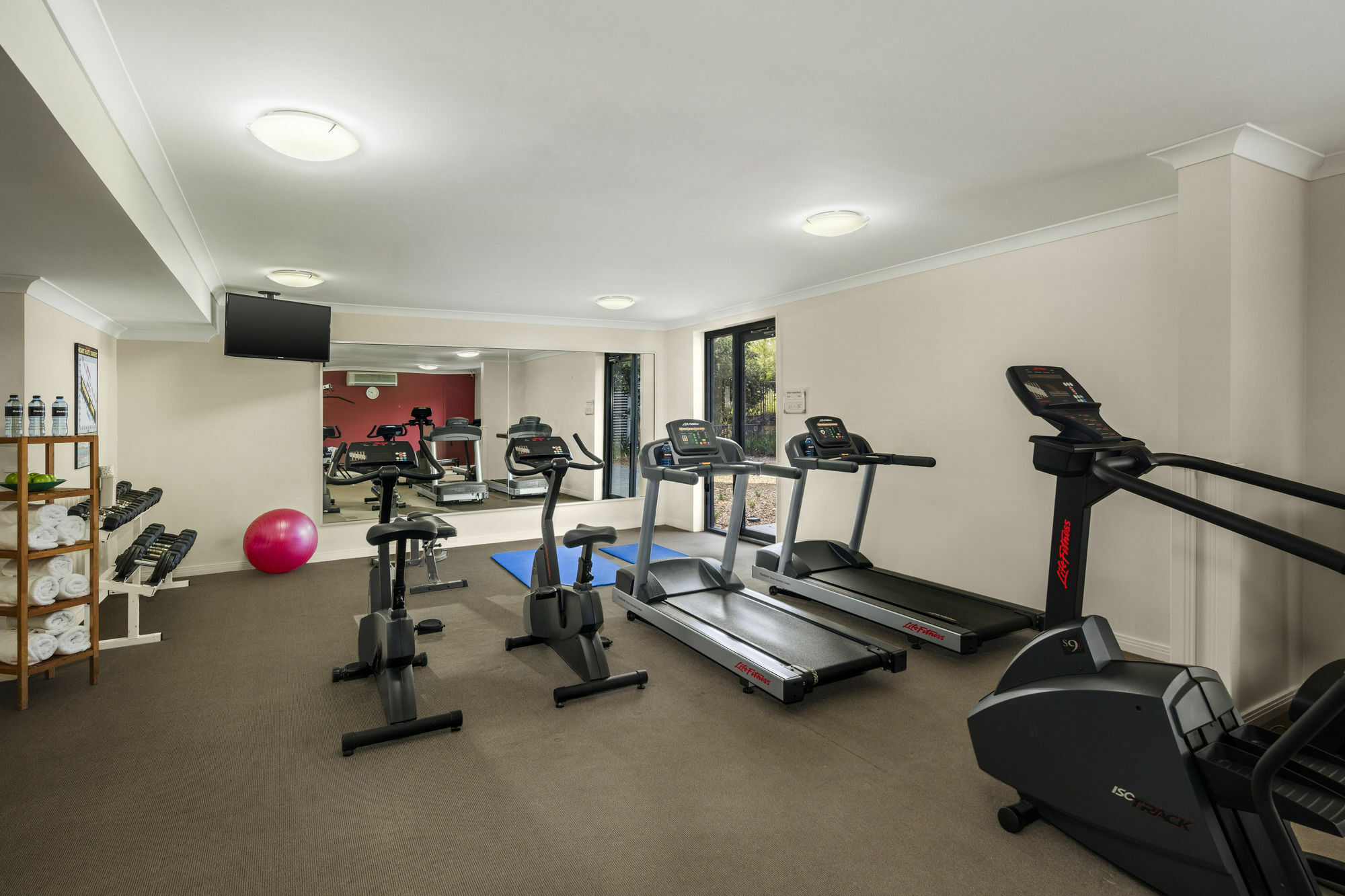Oaks Sydney North Ryde Suites Exterior photo