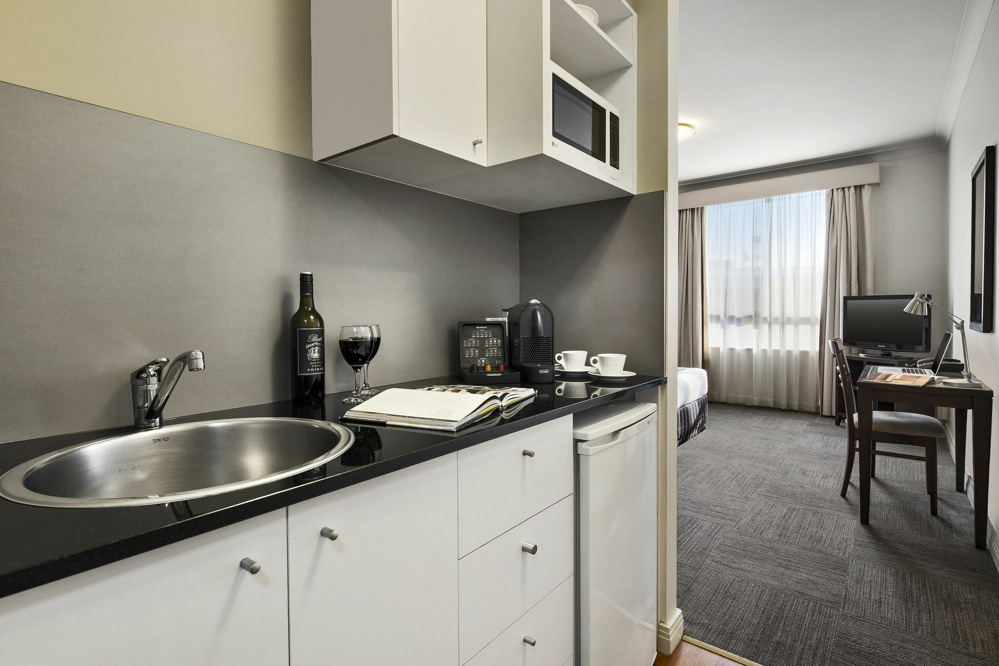 Oaks Sydney North Ryde Suites Exterior photo