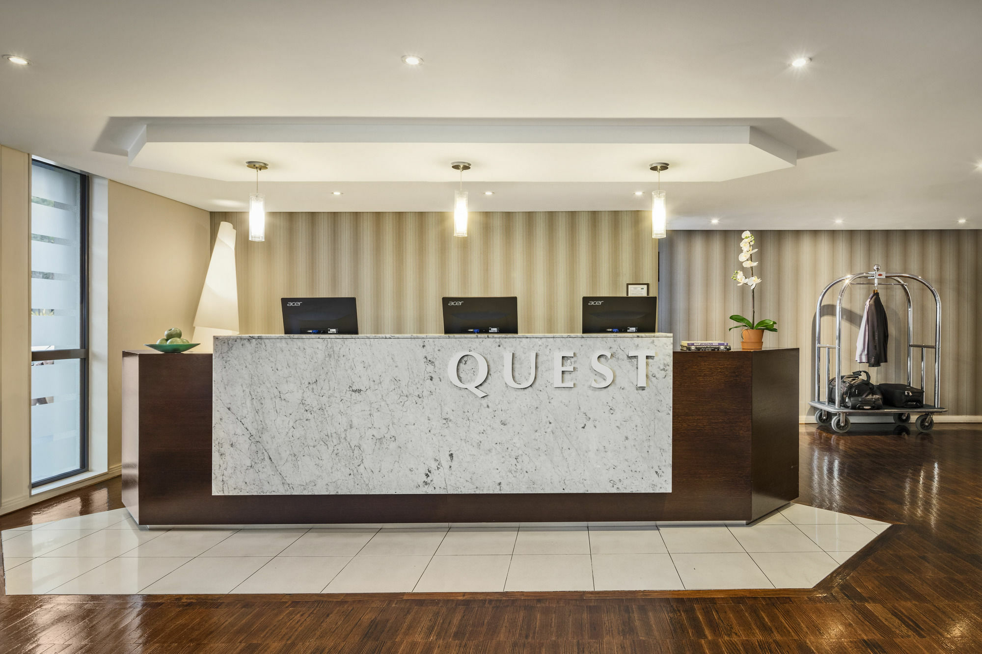 Oaks Sydney North Ryde Suites Exterior photo