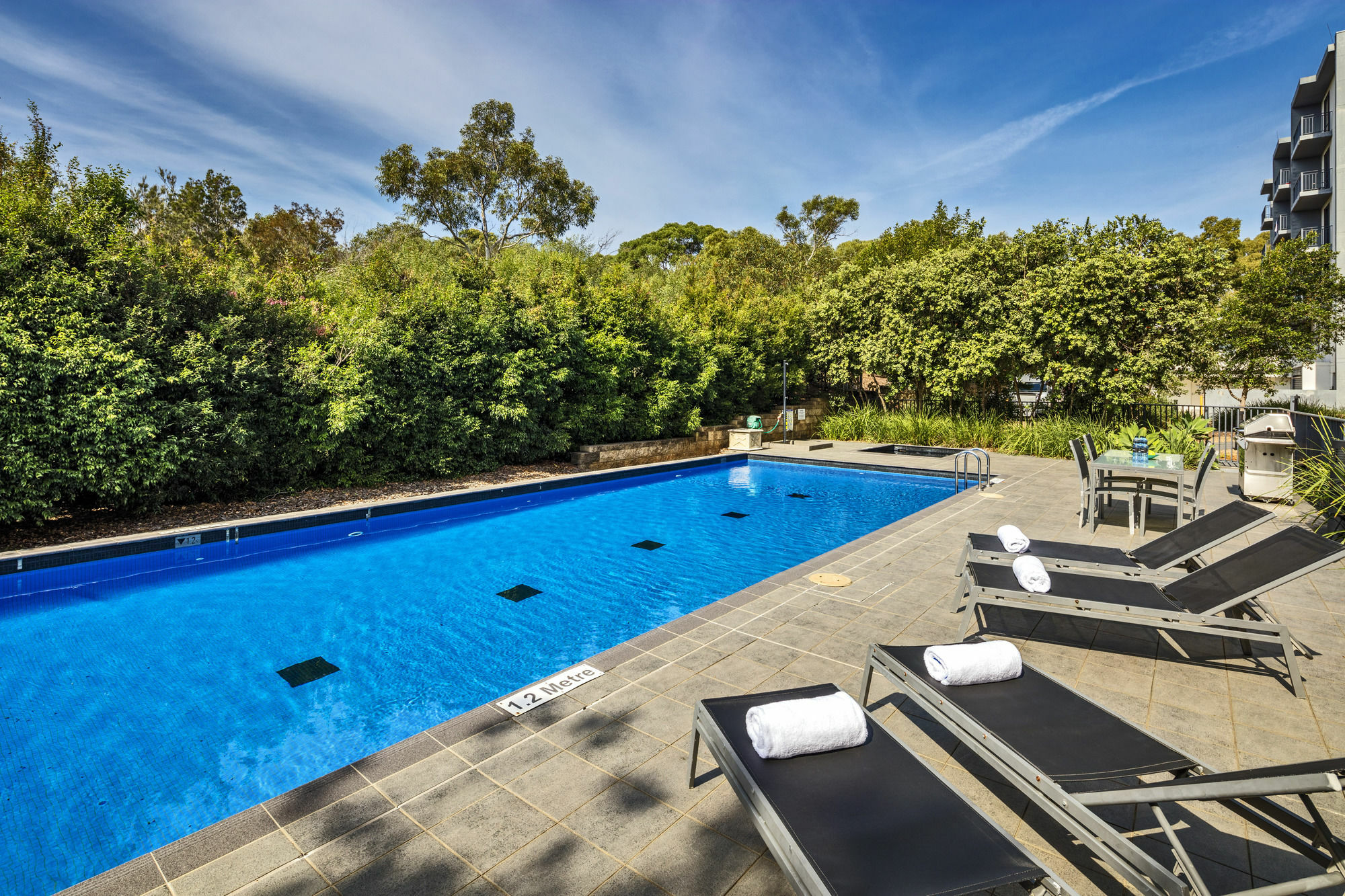 Oaks Sydney North Ryde Suites Exterior photo